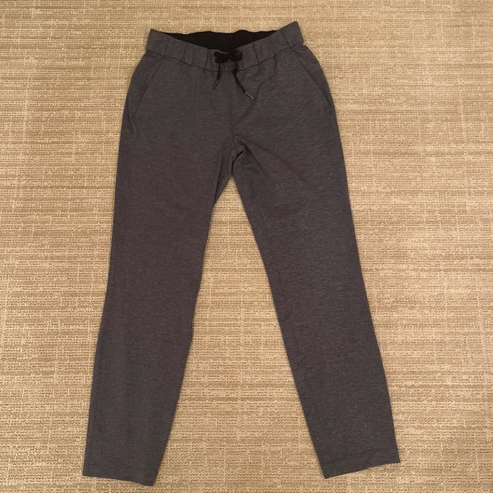SOLD Lululemon on the fly pants size 4 Luxtreme Woman’s 28” NWOT